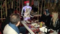 Türkiye'nin İlk Robot Garsonu İşbaşı Yaptı