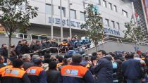 Temizlik İşçilerinden Beşiktaş Belediye'si Önünde Eylem
