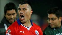 Gary Medel'in Boyu Kısa!