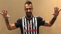 Negredo Formasını İstiyor