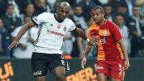 Ryan Babel'den Galibiyet Pozu!