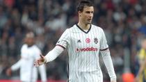 Mitrovic ''2 Yıl Daha Beşiktaş'tayım!''