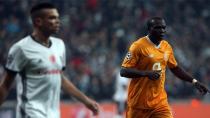 Al Pepe'yi Ver Aboubakar'ı!