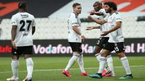 Beşiktaş'ta 4 Oyuncuyla Yollar Ayrılıyor!